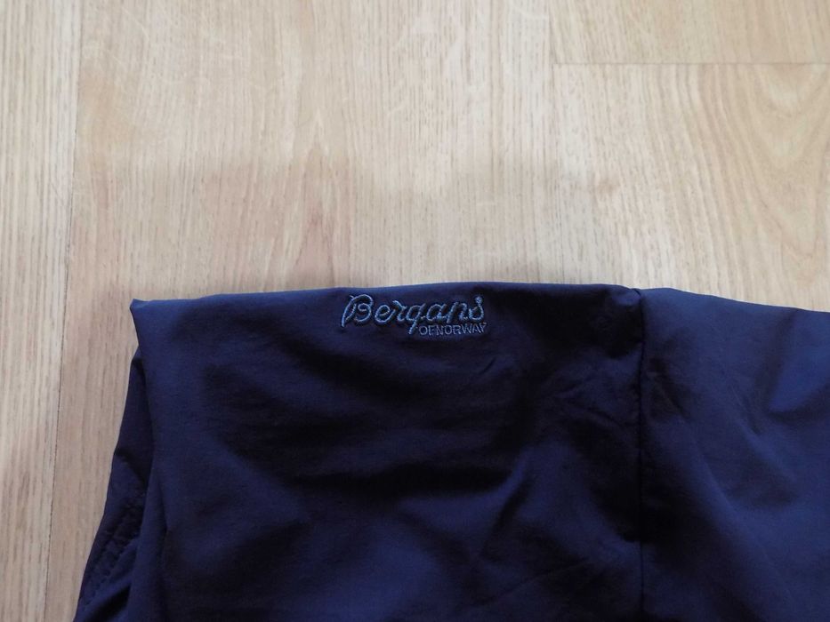 къси панталони bergans of norway шорти екип дамски туризъм оригинал M