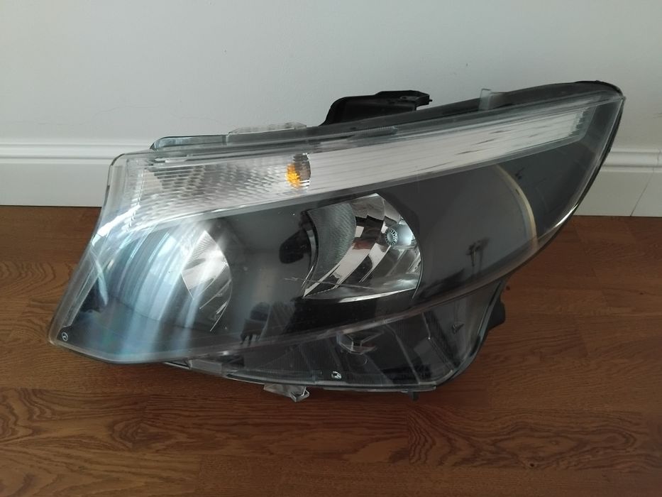 Faruri originale Mercedes vito  2015 -