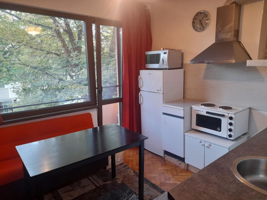 Дава се под наем Тристаен апартамент в Стара Загора, Ремиза - 67 кв.м за 331.5 € - Снимка #3