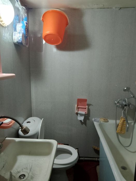 Сдаётся в аренду 1 ком бывший общежитие А.Югнакий ТТЗ рядом корзинка