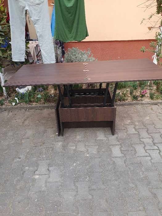 Masă pliabila 6 persoane, nouă