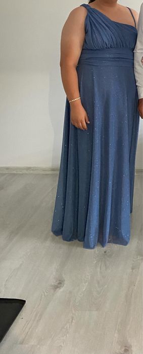 Официална Рокля