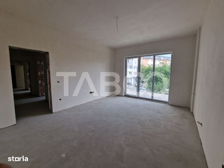 Apartament decomandat 3 camere 2 bai 83 mpu 2 balcoane Sibiu Rahovei