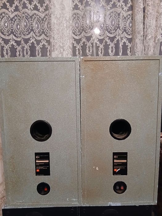 JBL XE-4 всичко си работи може и бартер за друга система само на лично за София