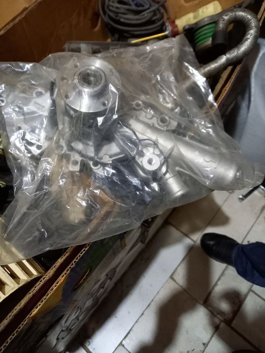 Водяная помпа мерседес спринтер