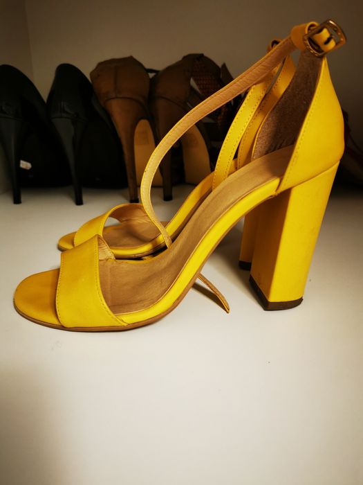 Sandale dama piele mărimea 39 și toc 10 cm