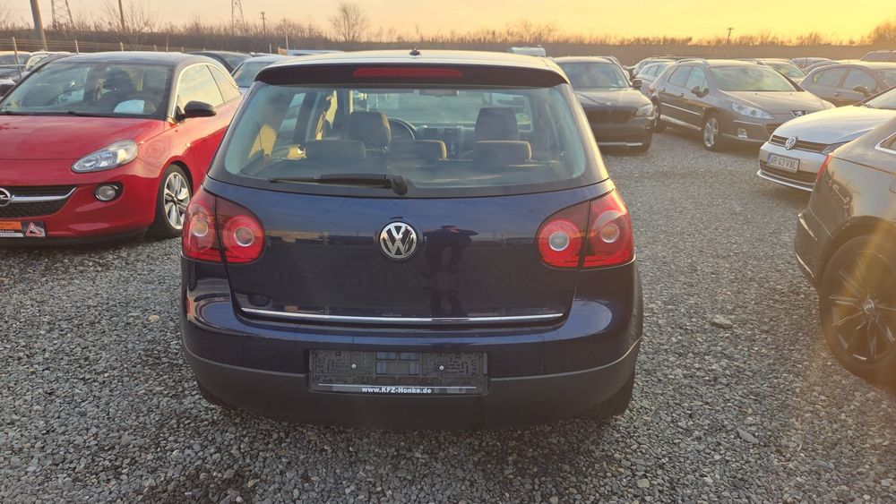 Volkswagen Golf Mk5 - 1.6 MPi 102Cp - Fab. 10/2008