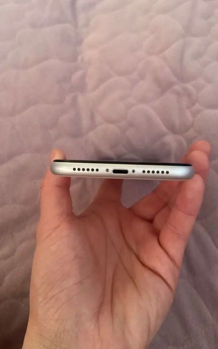 iphone XR продам!