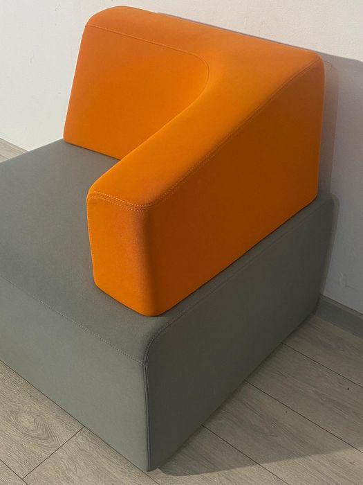 2 Buc. Fotoliu Steelcase Gri - Negru; Scaun Colțar cu Spătar