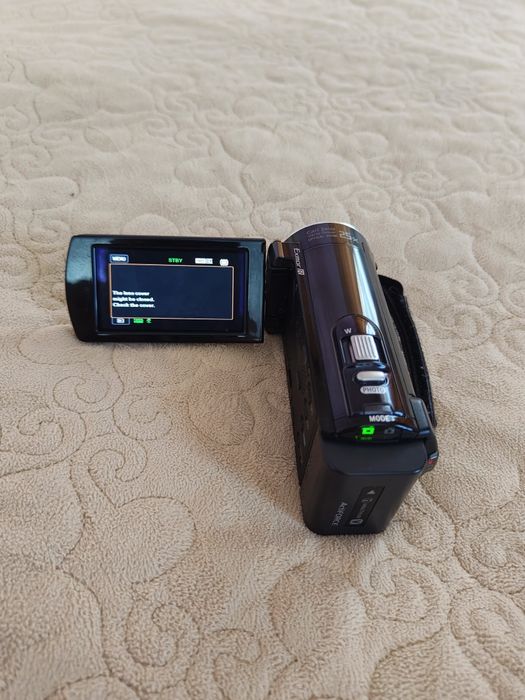 Камера Sony CX150