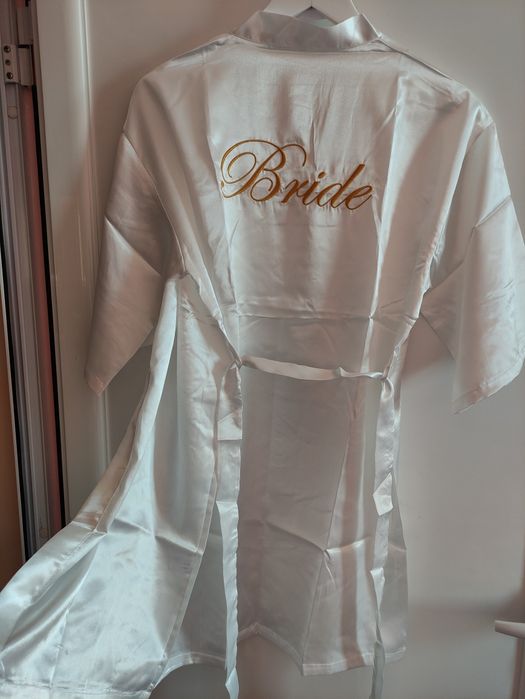 Халат за булка с бродерия