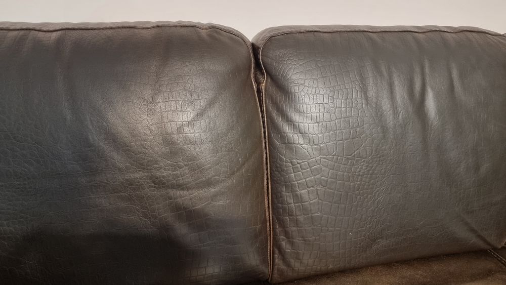 Canapele de piele naturala , Mobexpert.  De 3 și 2 locuri