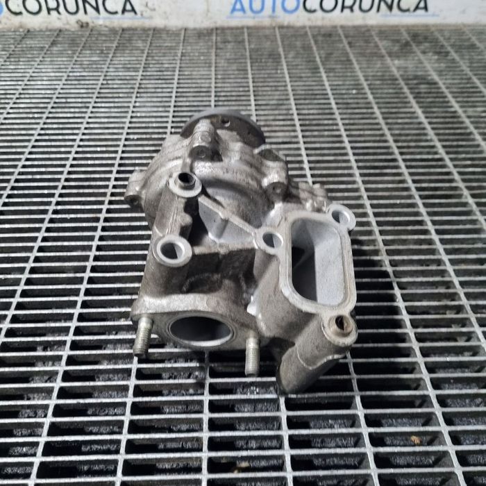 Pompa Apa Mitsubishi Outlander III 2.2 Diesel 2012 - 2015 150CP 4N14 (425) Nu are cod