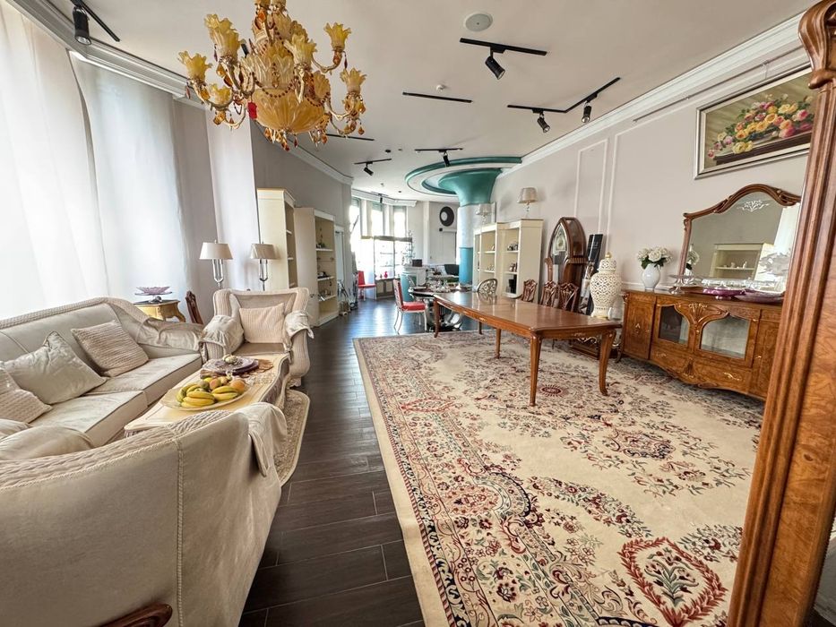 Сдаётся в Аренду Шоурум 670кв.м Ц-2  1-Линия Юнусабадский район