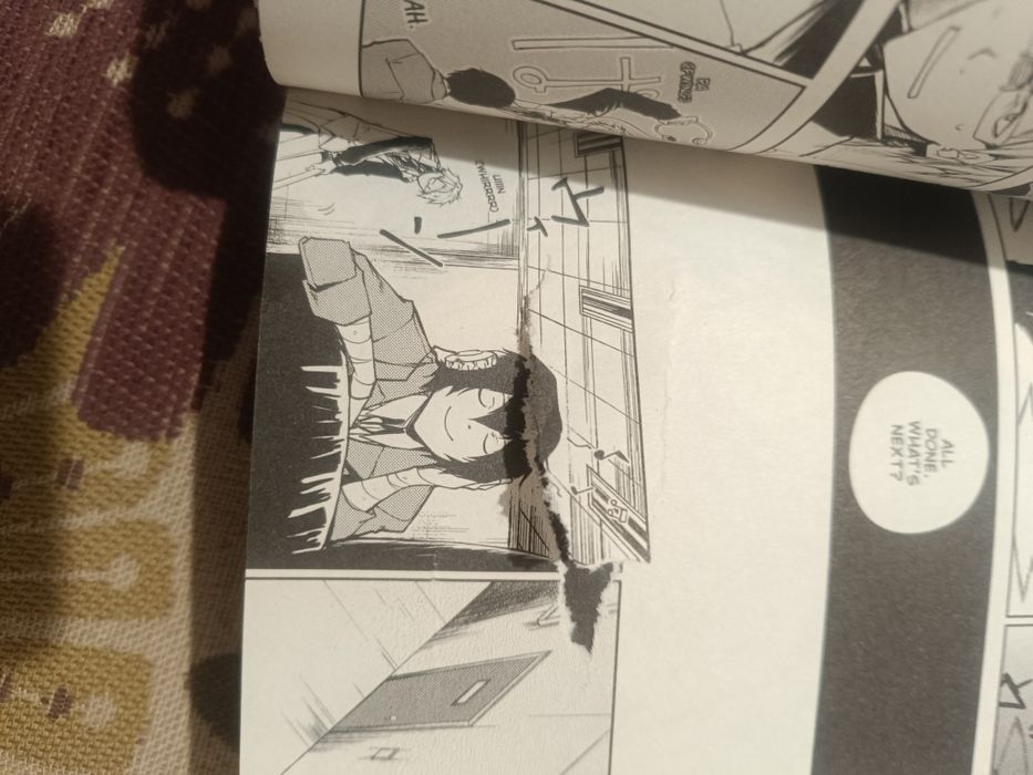 Cărți/manga de vânzare