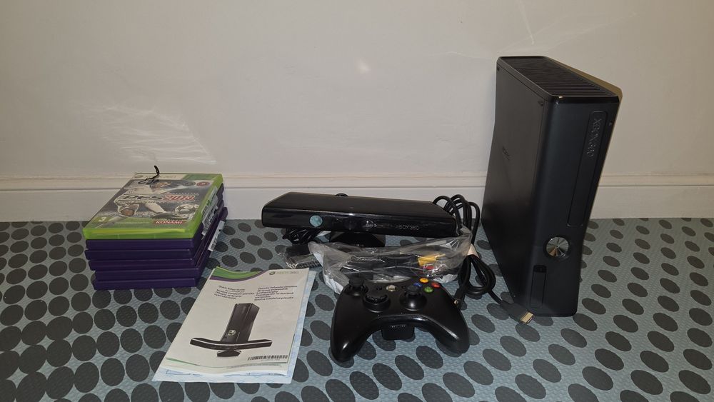 Xbox 360 + Kinect, с играми.
