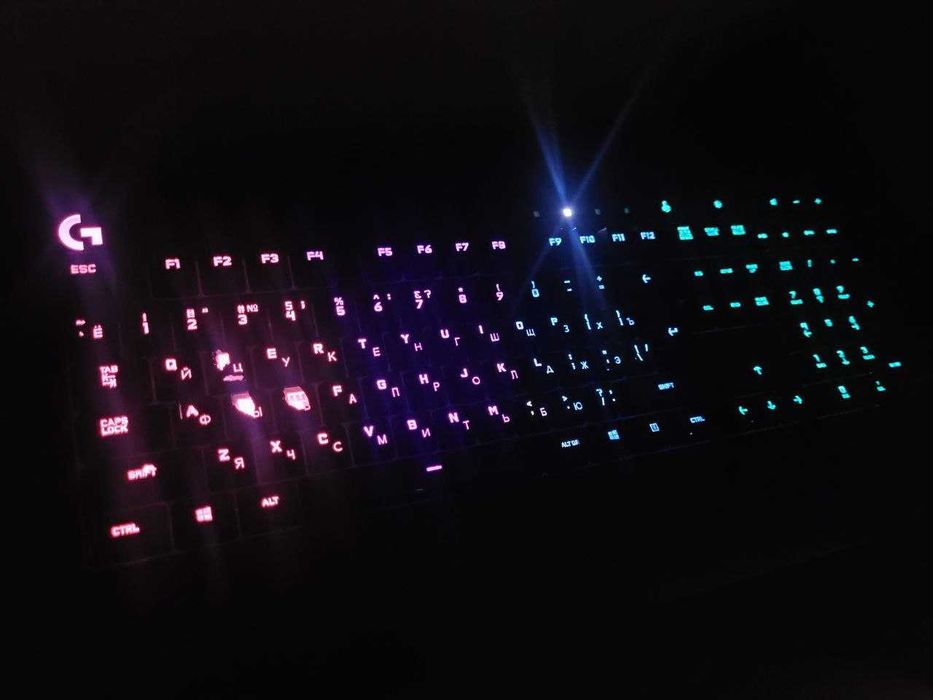 Logitech G213 Клавиатура