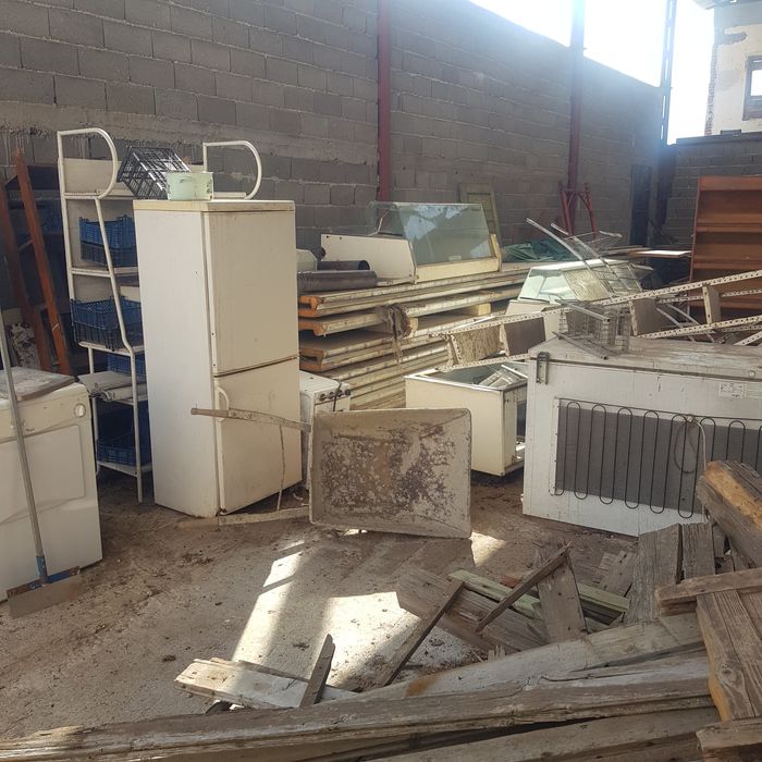 Продава се Промишлена сграда в Благоевград, Първа промишлена зона - 600 кв.м за 152 €/кв.м - Снимка #4