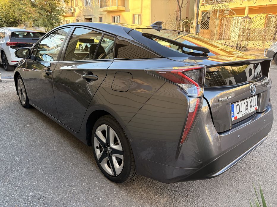 TOYOTA Prius 2018 — imagine 3