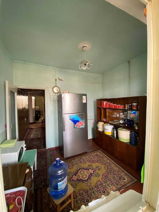 Срочно продается 3-х комн квартира Куйлюк массив-5, 3/5/5