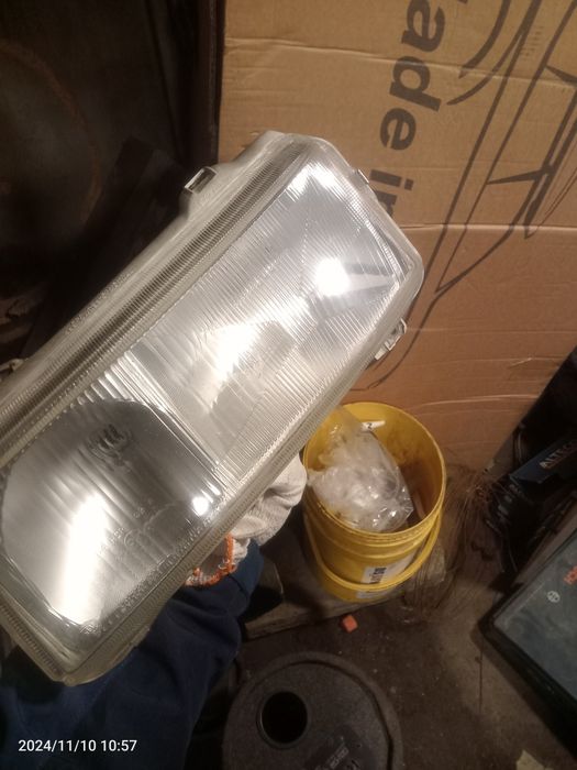 Фары  для пассат б4