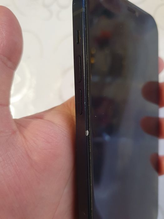 Продам IPhone 12 64gb