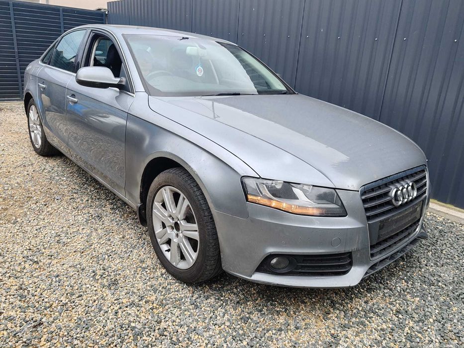 Dezmembrez audi A4 b8 2.0tdi CAHA CAGA