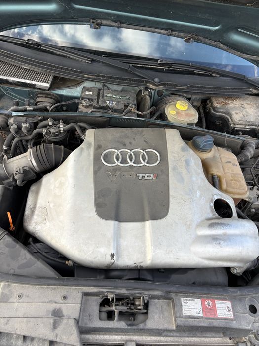 На части Audi A6 2.5 180