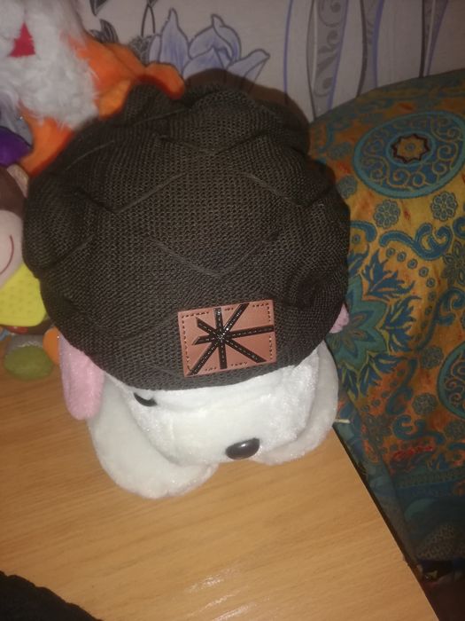 Зимняя шапка тёплая новая