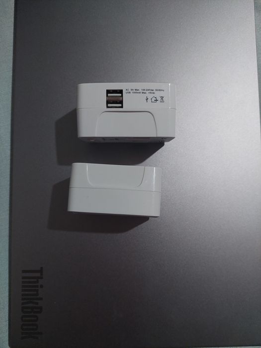 Travel adapter. Istalgan ma.lakatga to'g'ri keladi