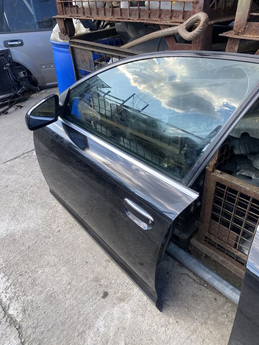 Portiera St/Dr Audi A6 C6 Pret 300 lei buc