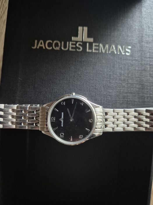 Часовник Jacques Lemans 1-1853A