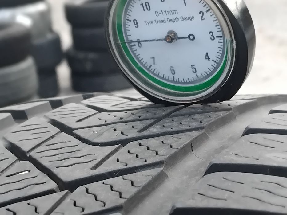 Гуми 225 55 18 Пирели Pirelli 4 броя+.
Нов внос. Не са нови!