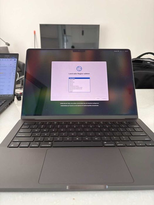 Macbook Pro M4 14'' (16GB RAM, 512GB)