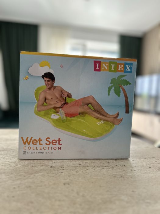 Надуваем шезлонг INTEX Wet Set Colectıon