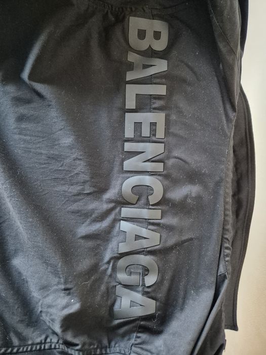 Оригинална риза на Balenciaga