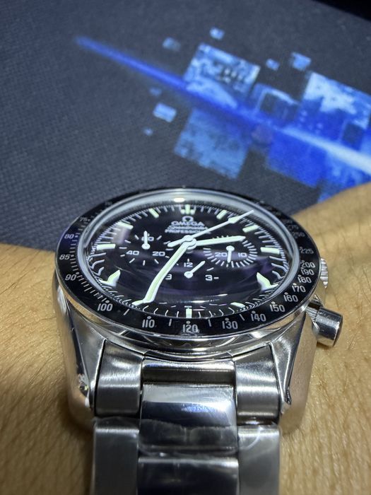OMEGA speedmaster professional