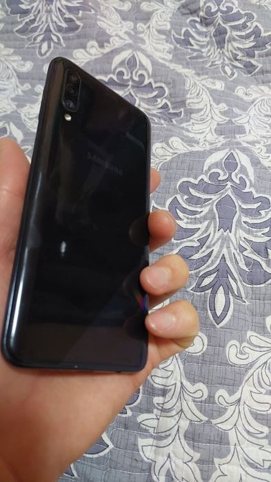 Samsung a30s 32тали идеал  сотилади