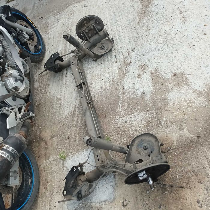 punte spate dacia lodgy 800 ron