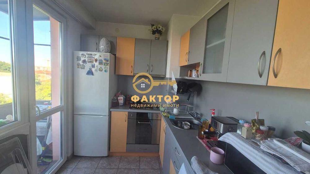 Двустаен апартамент в К. Париж