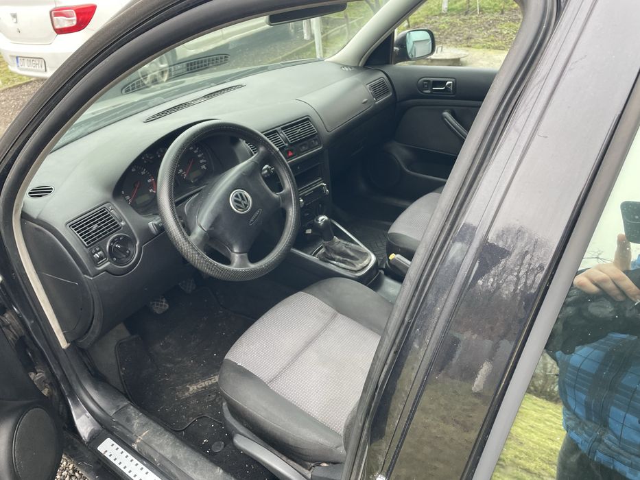 Golf IV  1.4 benzina