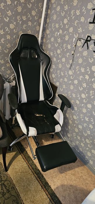 Продам компьютерное кресло