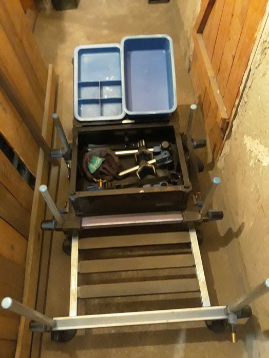 Стол за риболов на щека и фидер