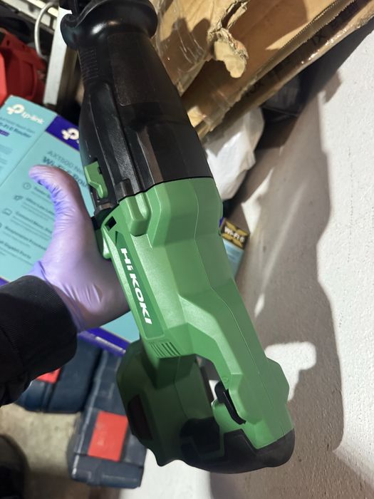 Fierastrau sabie Hikoki CR 18DB