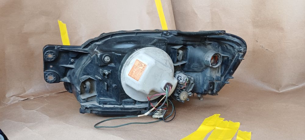 Продам фары от субару аутбек