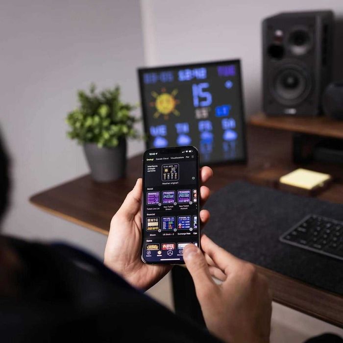 Divoom Pixoo-64: When Pixel Art Meets Smart Connectivity