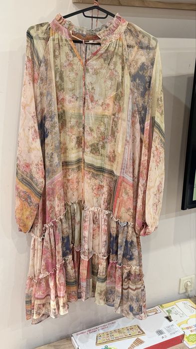 Официална рокля