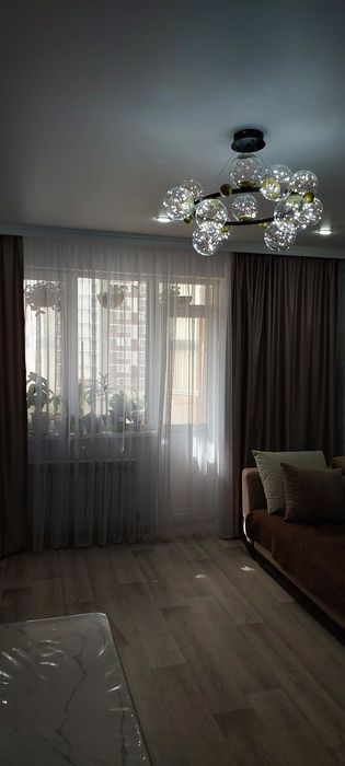 Продам квартиру евротрешку 70 м кв