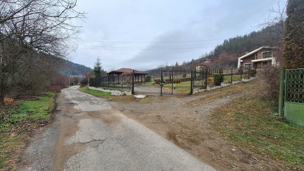 Продава се Парцел в София, Банишора - 800 кв.м за 24 €/кв.м - Снимка #1