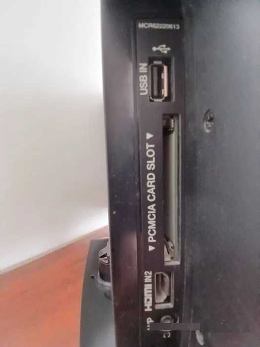 Продаётся телевизор LG 32 (модель 32LK330)